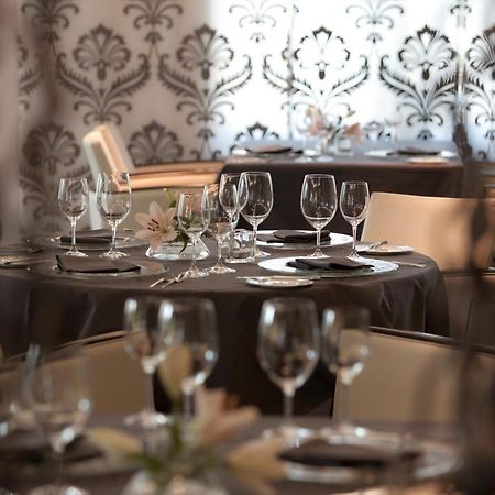 Le Temple Hotel Neuhutten  Екстериор снимка