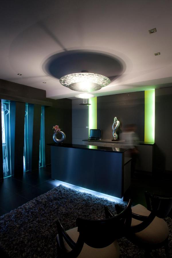 Le Temple Hotel Neuhutten  Екстериор снимка